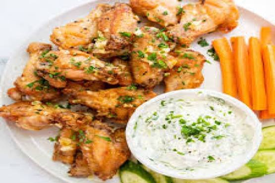 GARLIC BUTTER WINGS