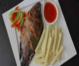 YAM/POTATO CHIPS WITH RED FISH